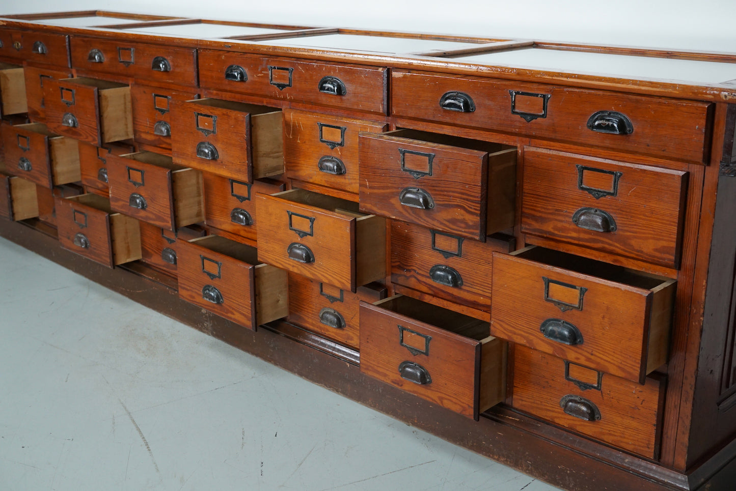 Large French Parisian Pitch Pine Bijouterie Shop Counter / Cabinet, 1930s