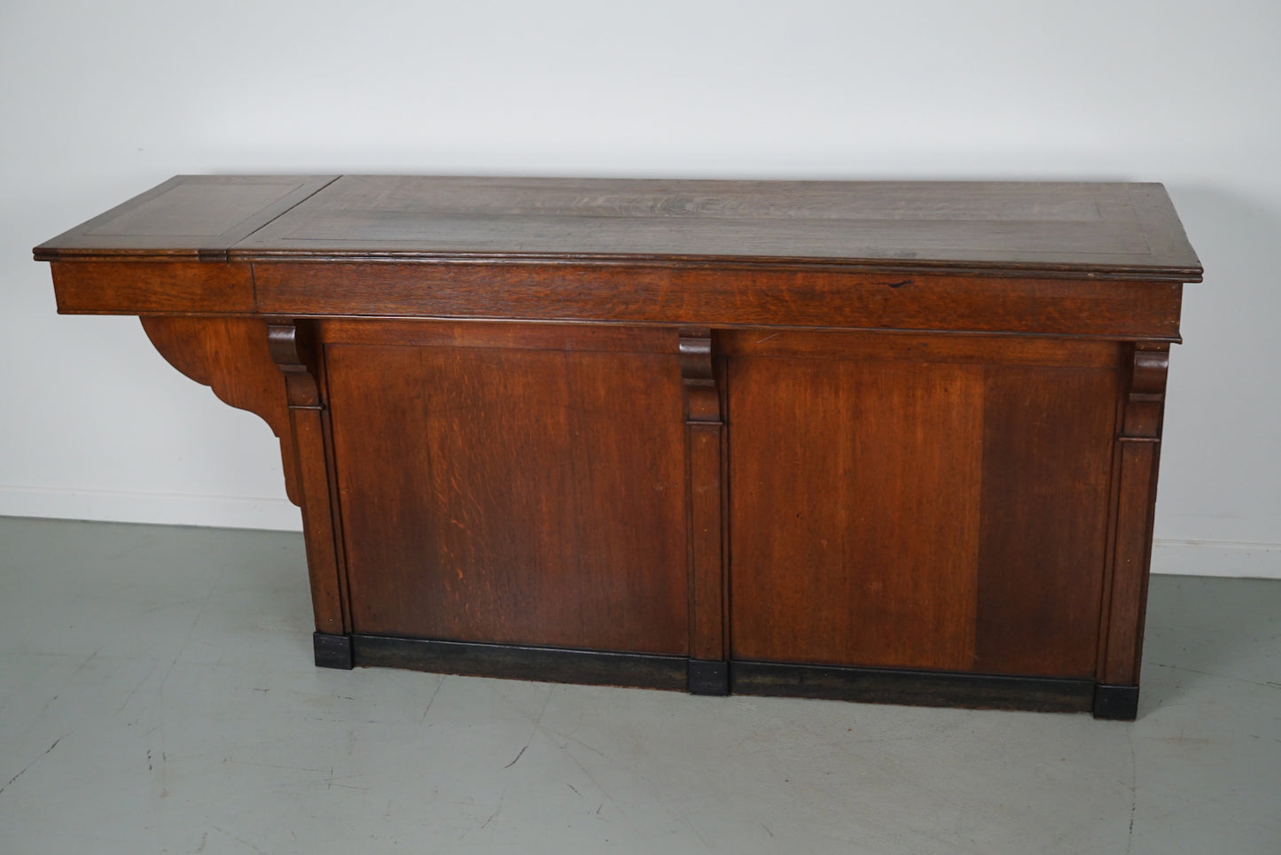 Antique French Oak Shop Counter Cabinet / Kitchen Island, circa 1900s