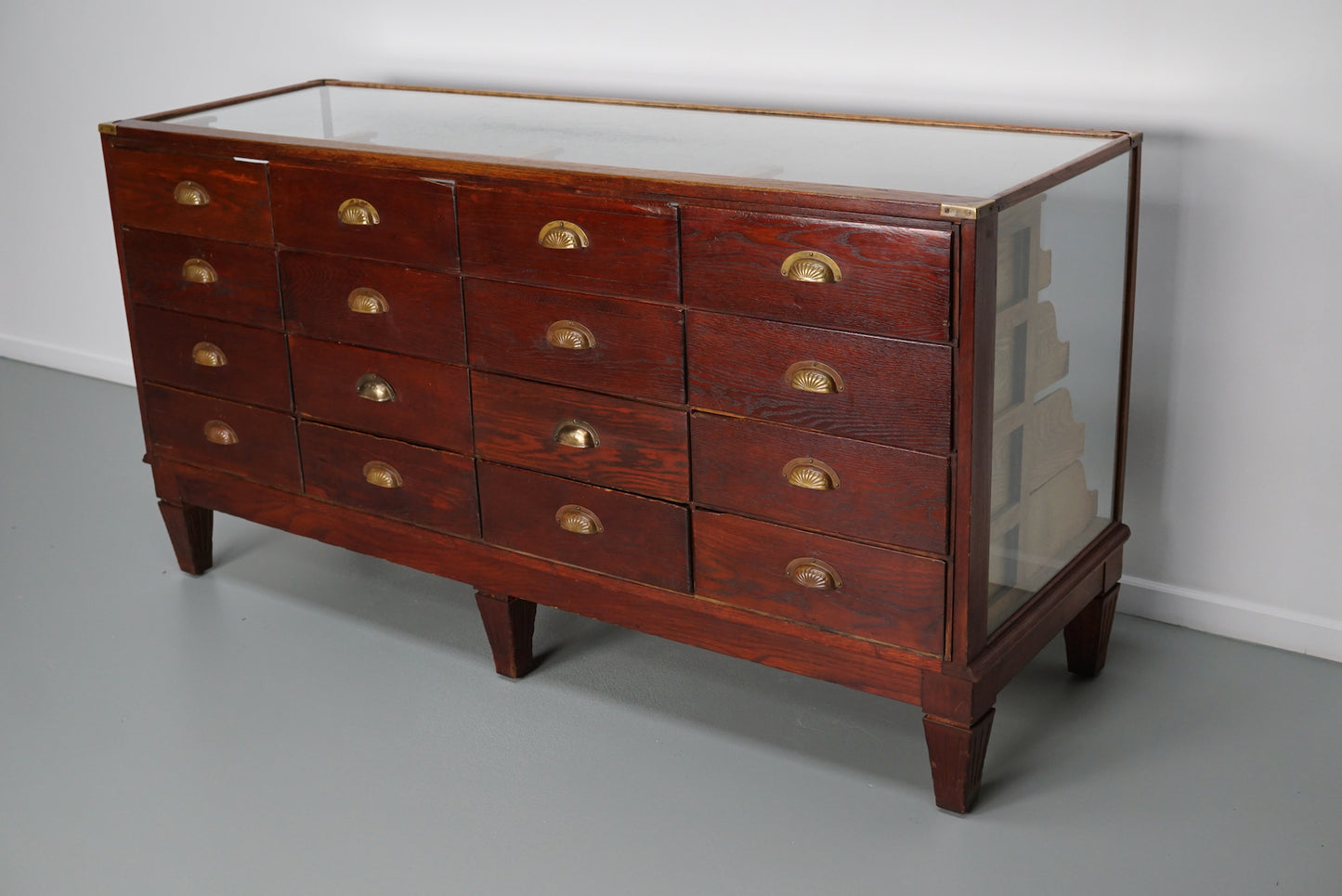 Antique English Oak & Glass Shop Counter Cabinet / Vitrine, circa 1920-1930s