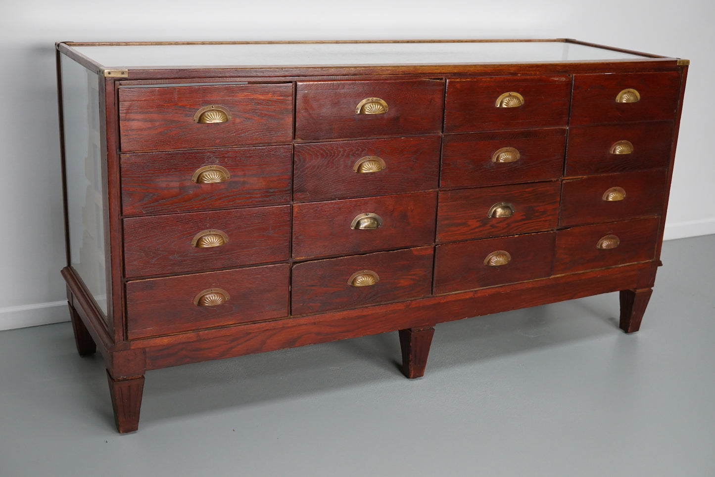 Antique English Oak & Glass Shop Counter Cabinet / Vitrine, circa 1920-1930s