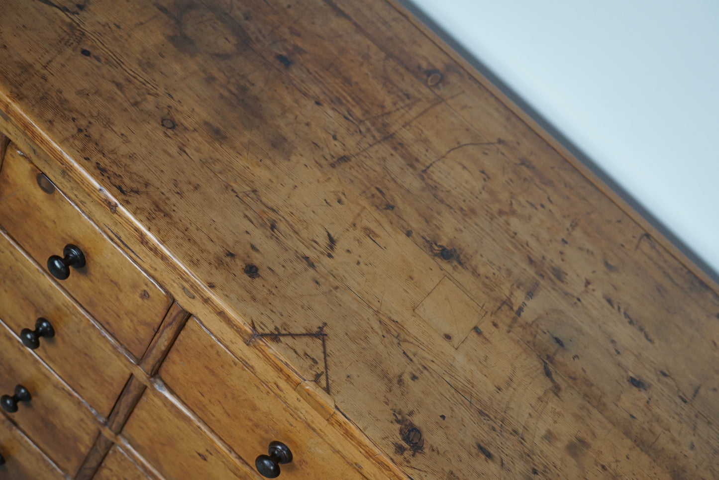 Antique English Pine Apothecary Cabinet / Bank of Drawers, 1890s