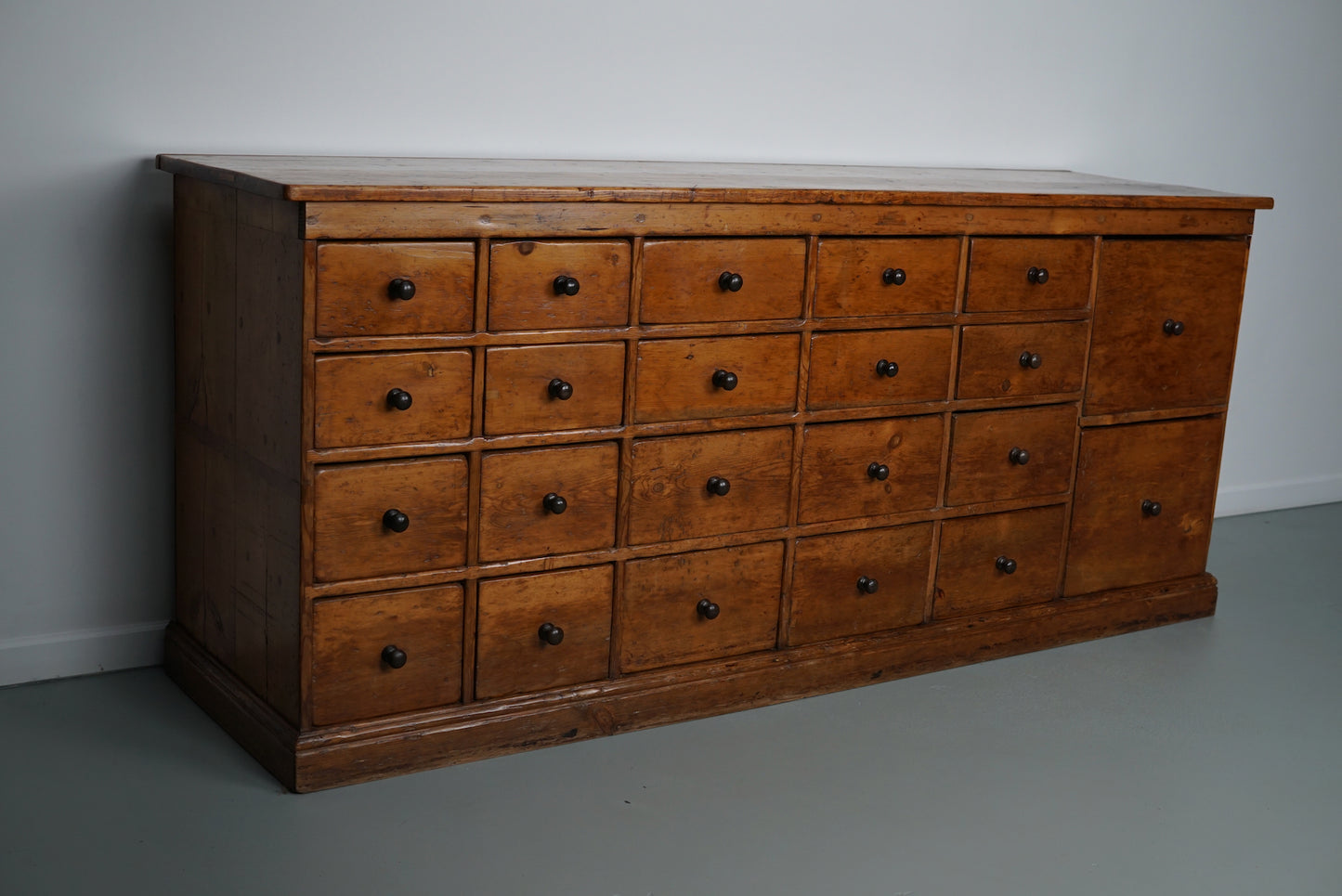 Antique English Pine Apothecary Cabinet / Bank of Drawers, 1890s