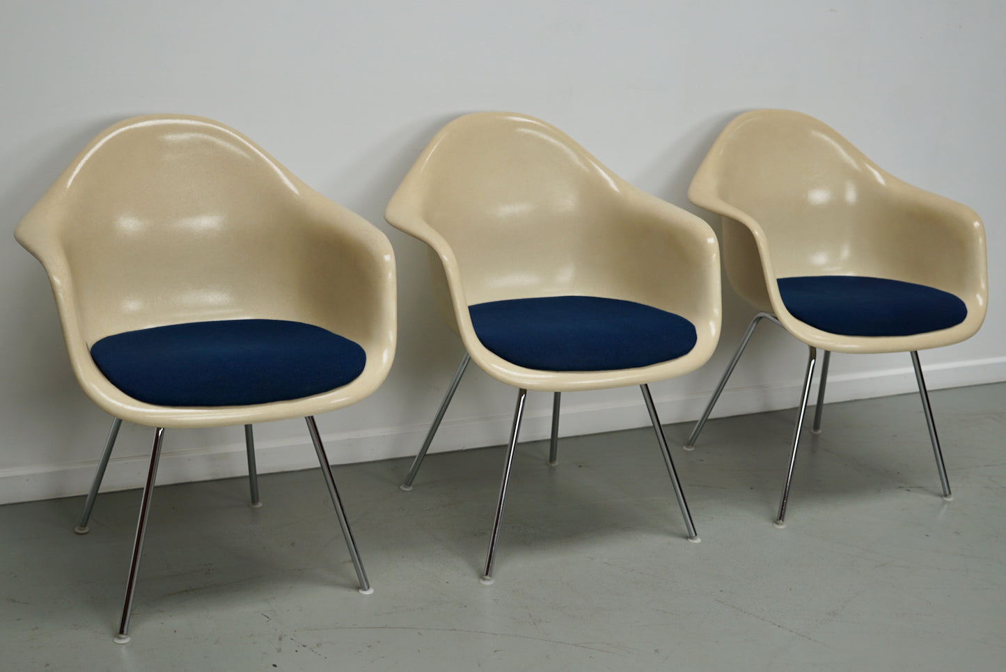 Set of Three Parchment Fiberglass DAX Armhairs Eames for Herman Miller / Vitra