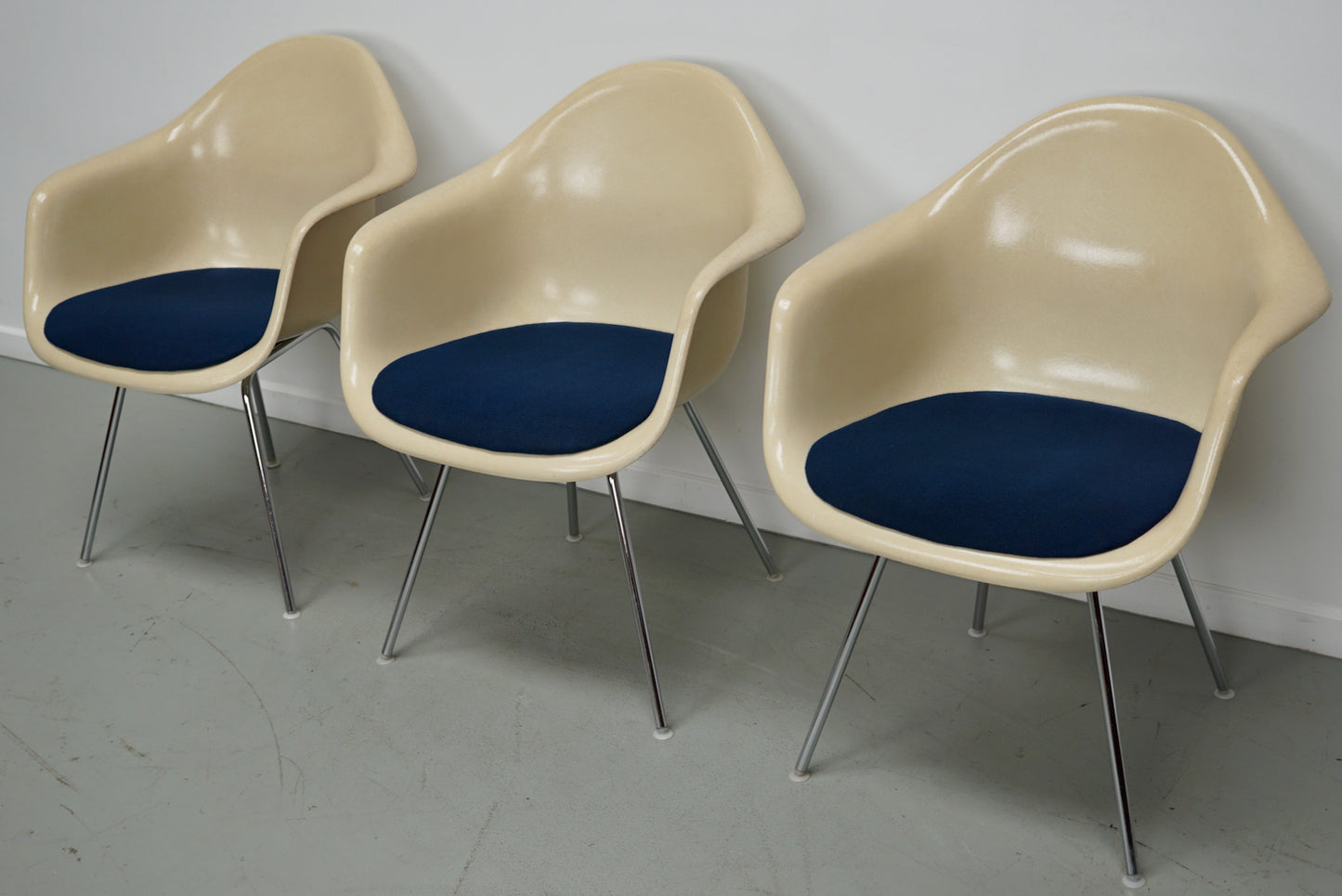 Set of Three Parchment Fiberglass DAX Armhairs Eames for Herman Miller / Vitra