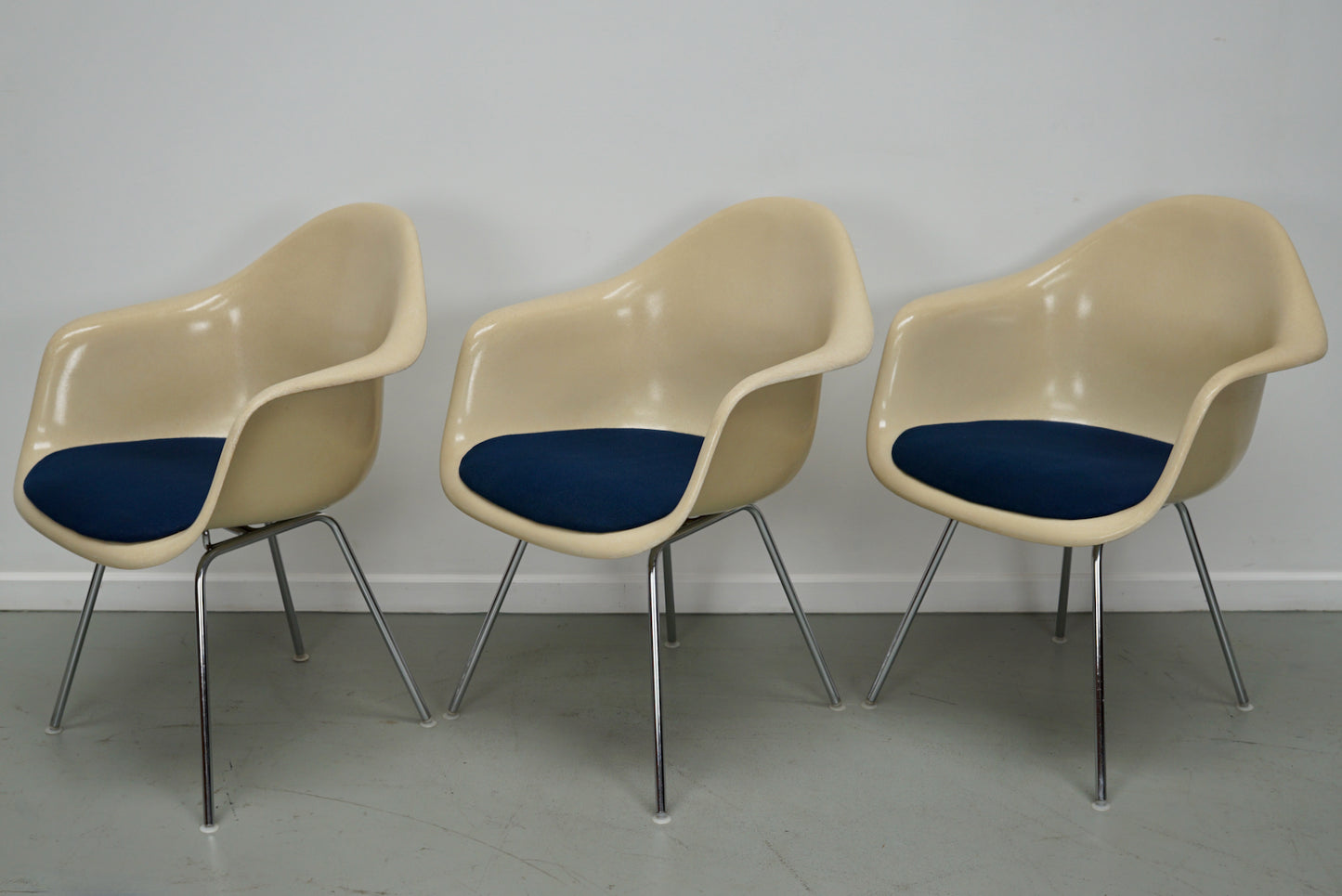 Set of Three Parchment Fiberglass DAX Armhairs Eames for Herman Miller / Vitra