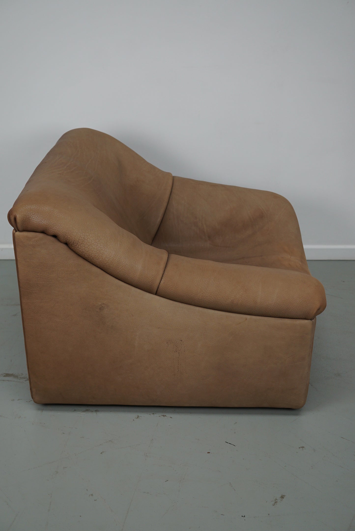 De Sede DS46 Tan / Beige Buffalo Leather Lounge armchair, Switzerland