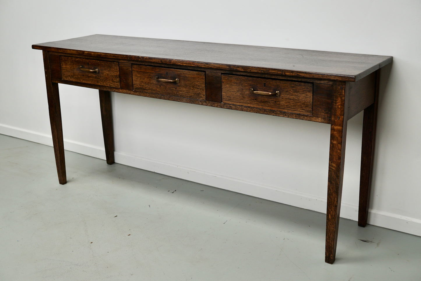 Vintage English Rustic Farmhouse Oak Side Table, 1930s