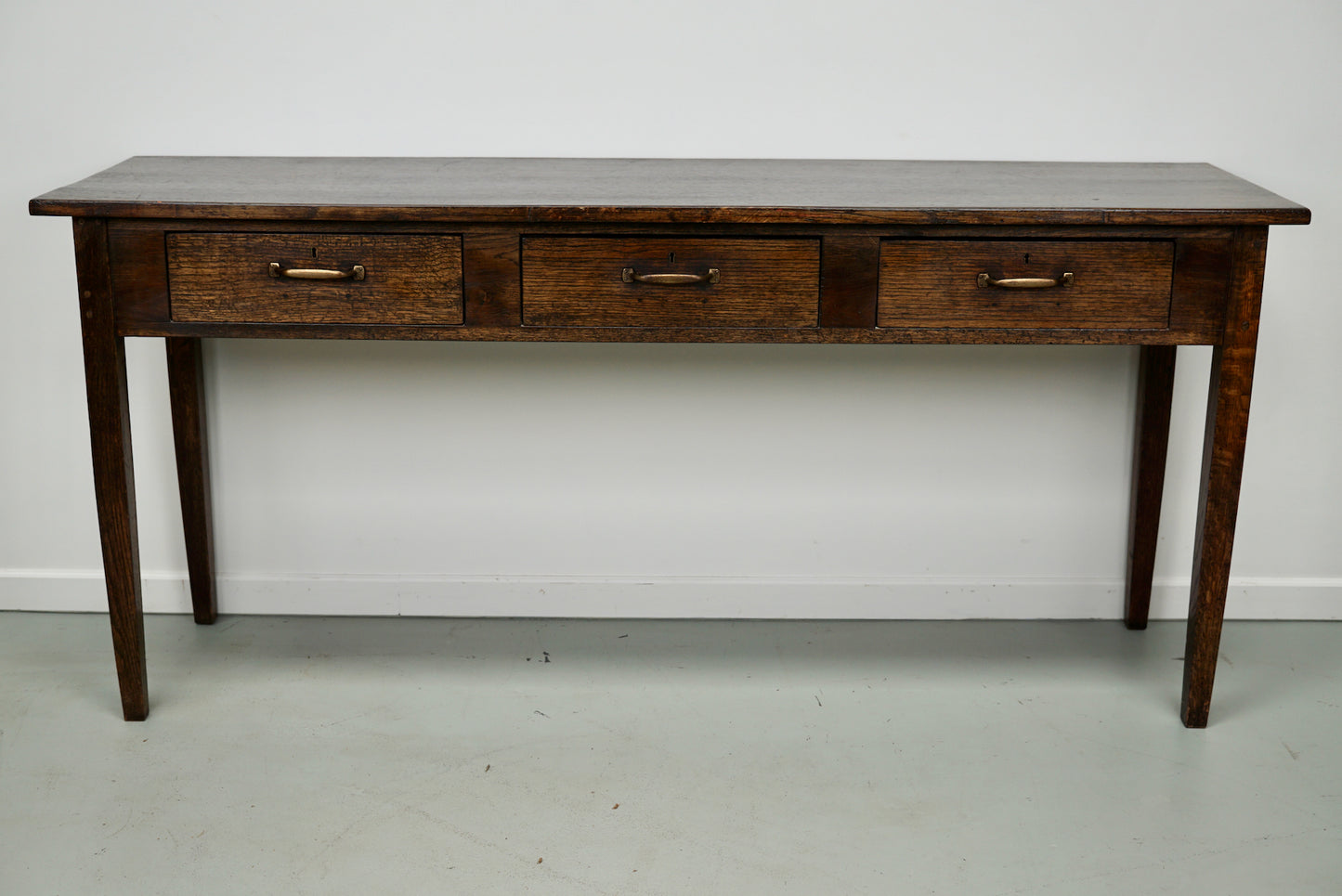 Vintage English Rustic Farmhouse Oak Side Table, 1930s