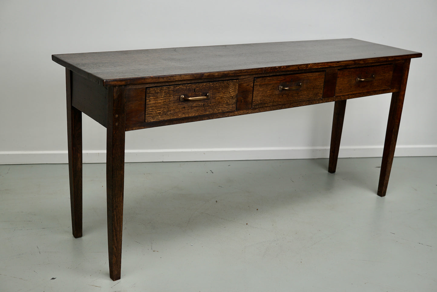 Vintage English Rustic Farmhouse Oak Side Table, 1930s