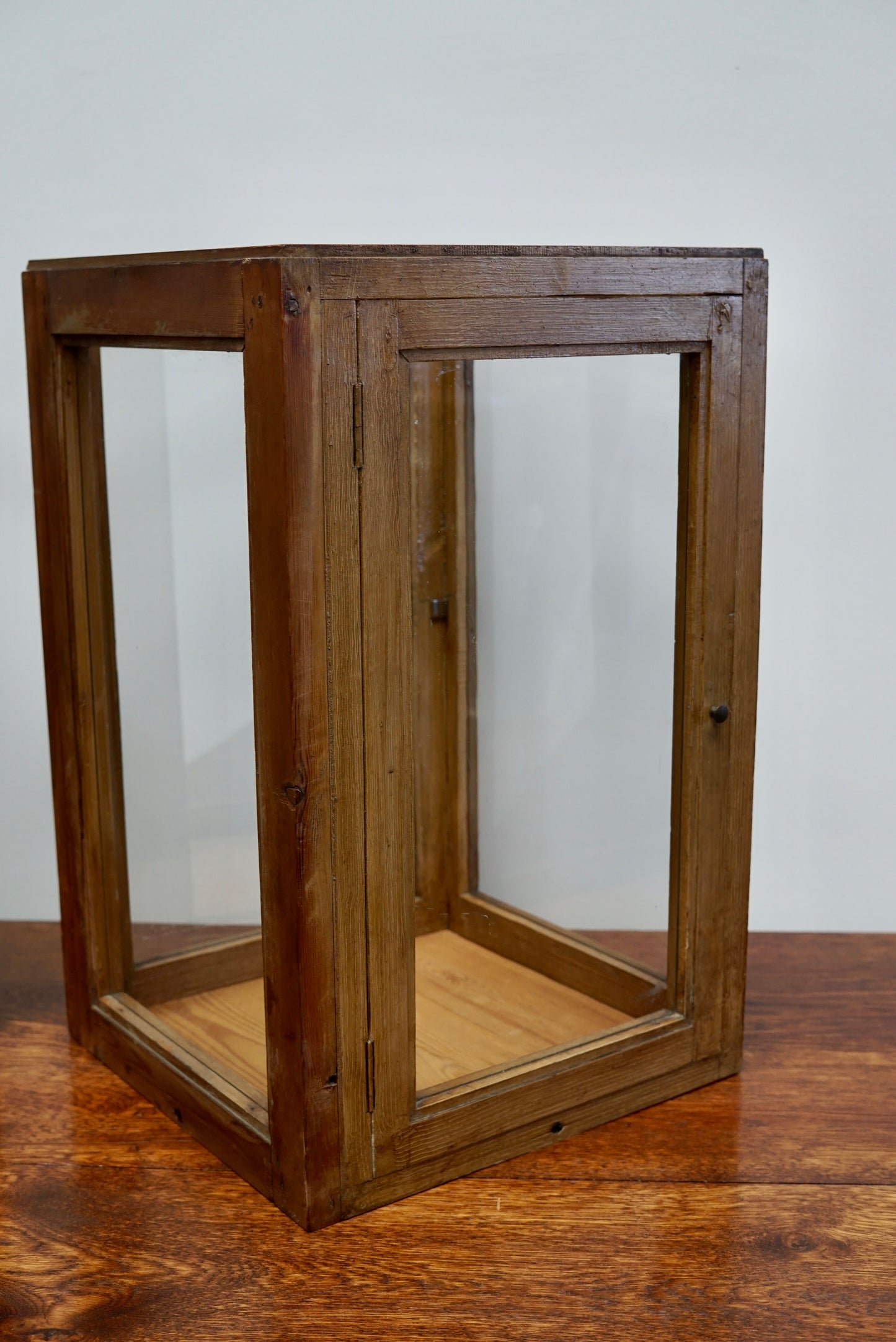 Dutch Pine Pair of Faux Oak Paint Vitrines, Early 20th Century