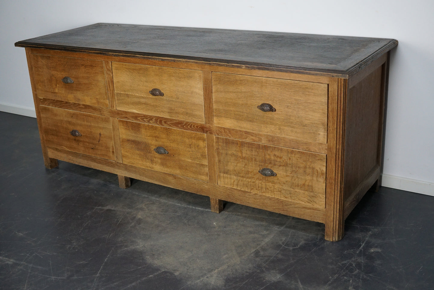 Antique French Oak Rustic Bank of Drawers or Shop Counter, Circa 1900