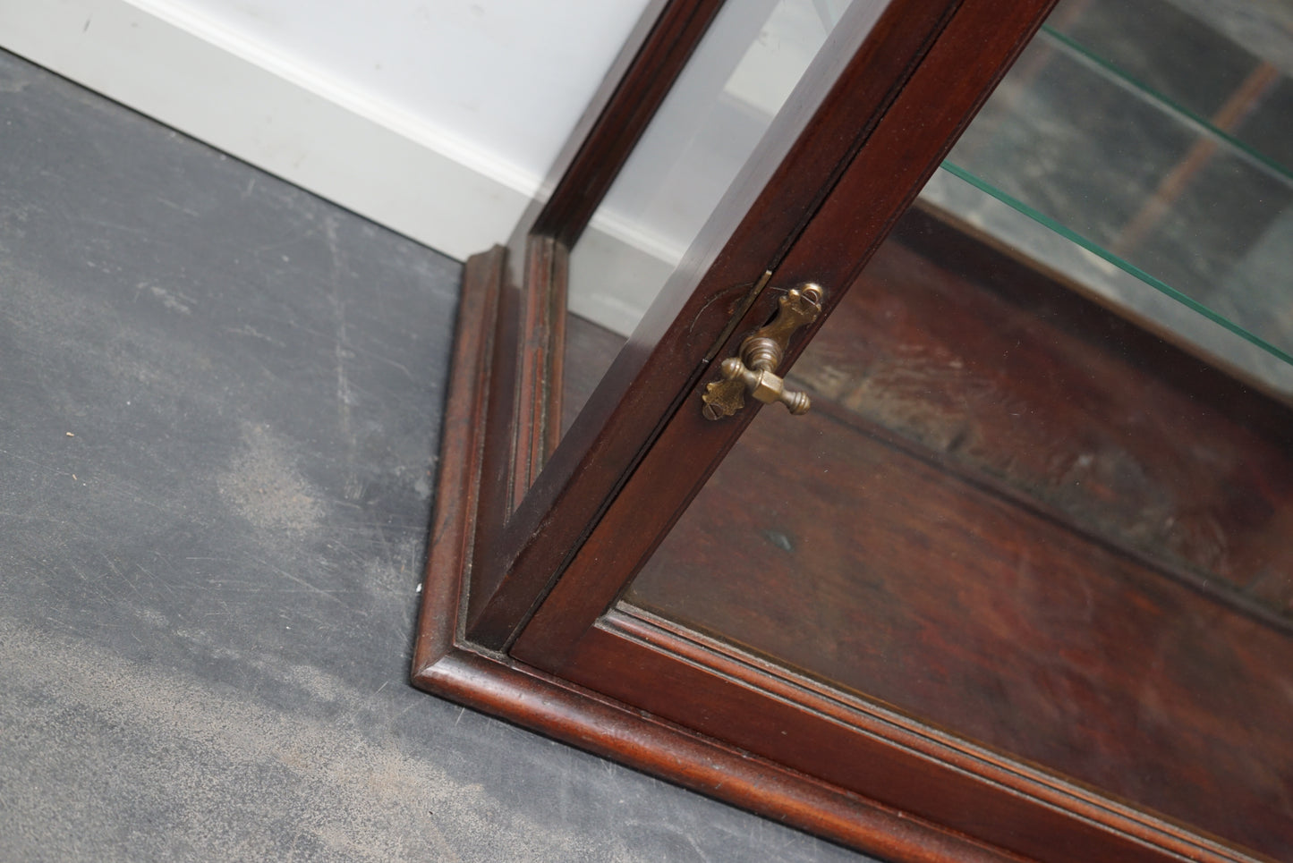 Victorian Mahogany Museum / Shop Display Cabinet or Vitrine, Late 19th Century