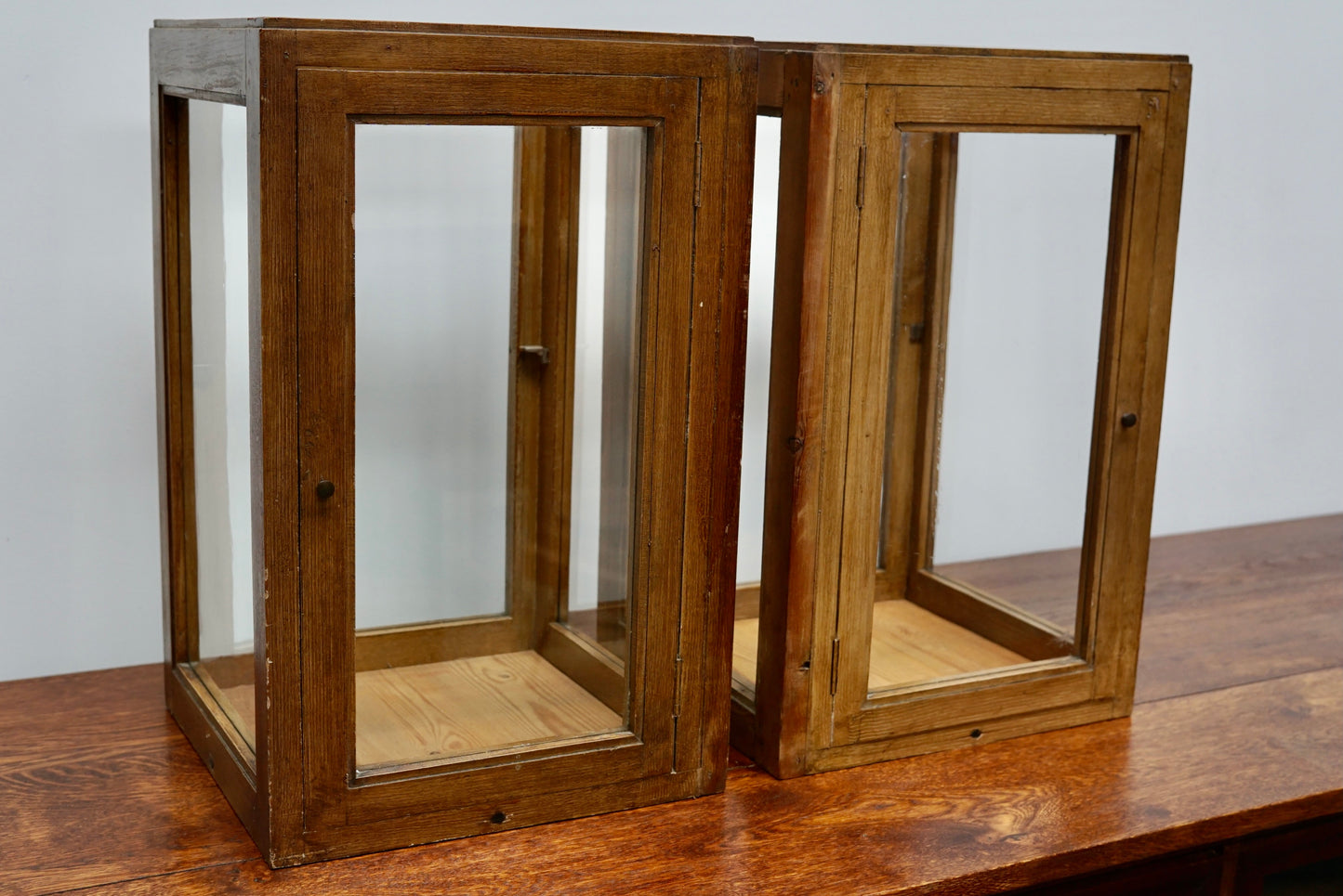 Dutch Pine Pair of Faux Oak Paint Vitrines, Early 20th Century