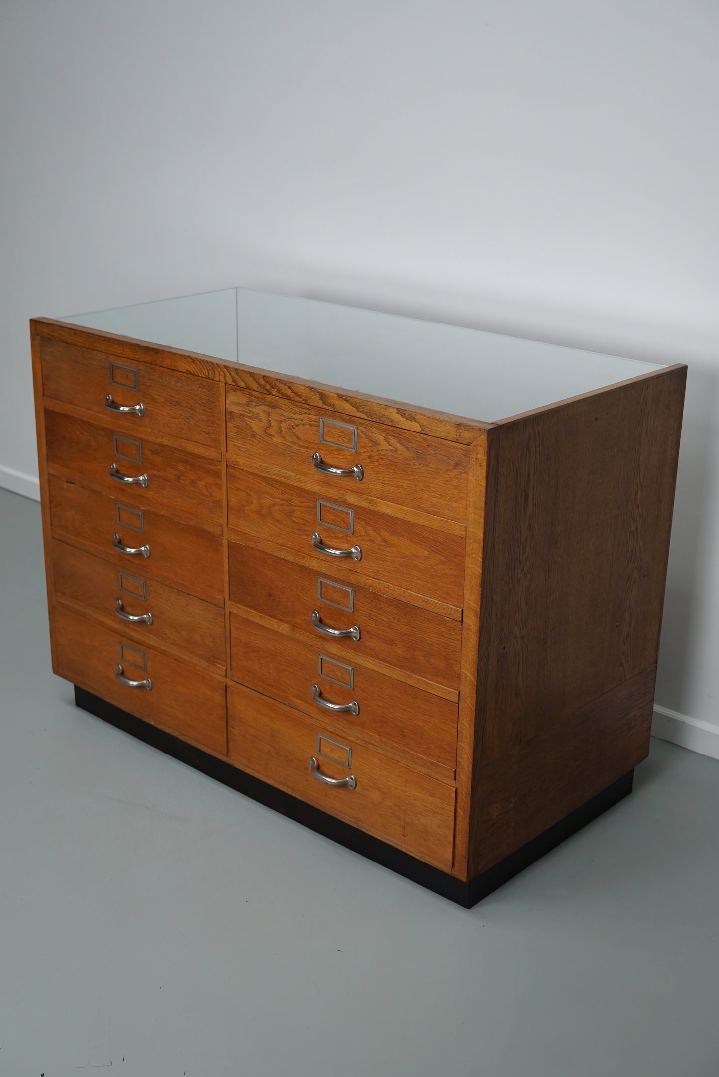 German Oak Haberdashery Shop Cabinet / Retail Unit / Shop Counter, 1950s