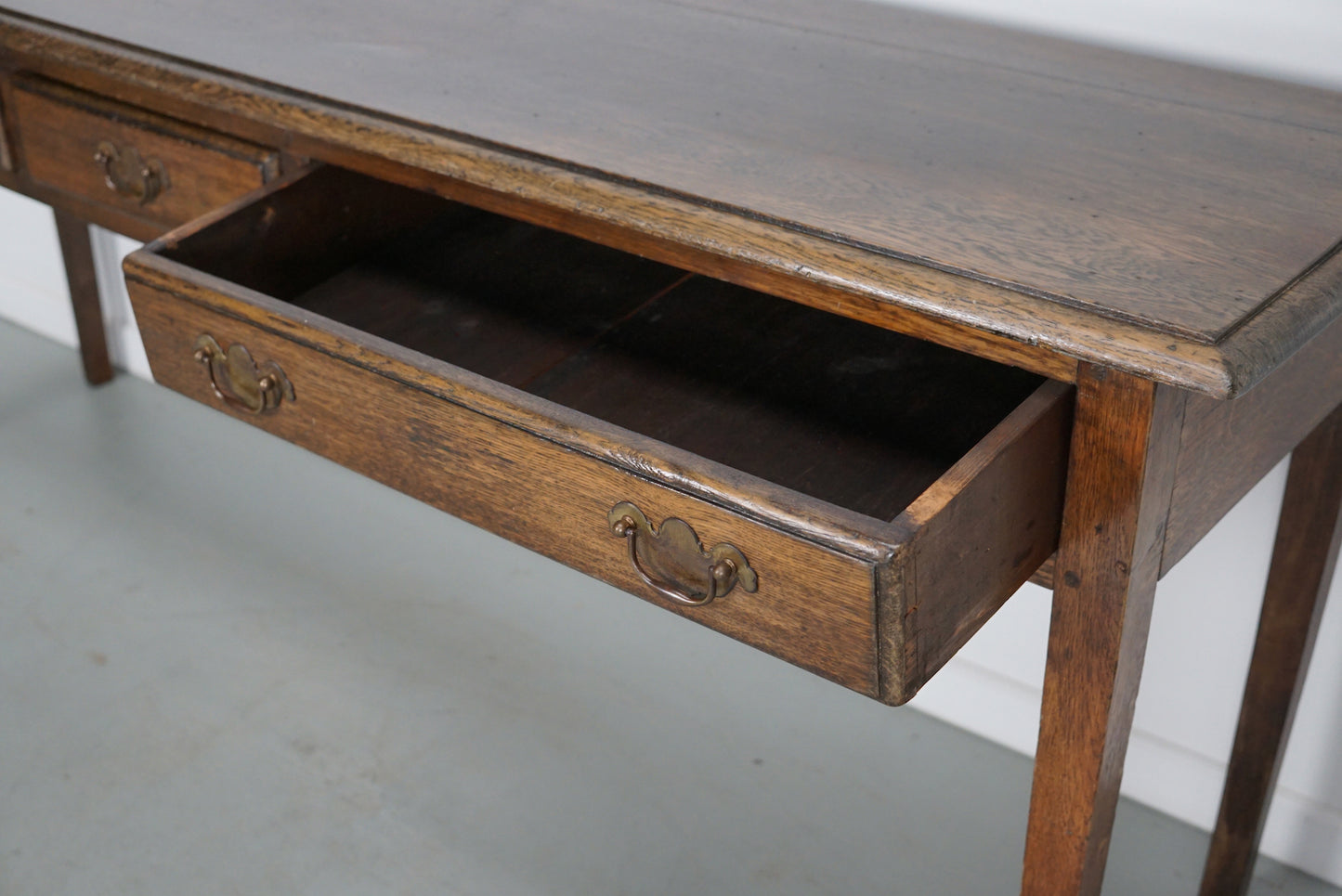 Vintage English Rustic Farmhouse Oak Side Table, 1950s
