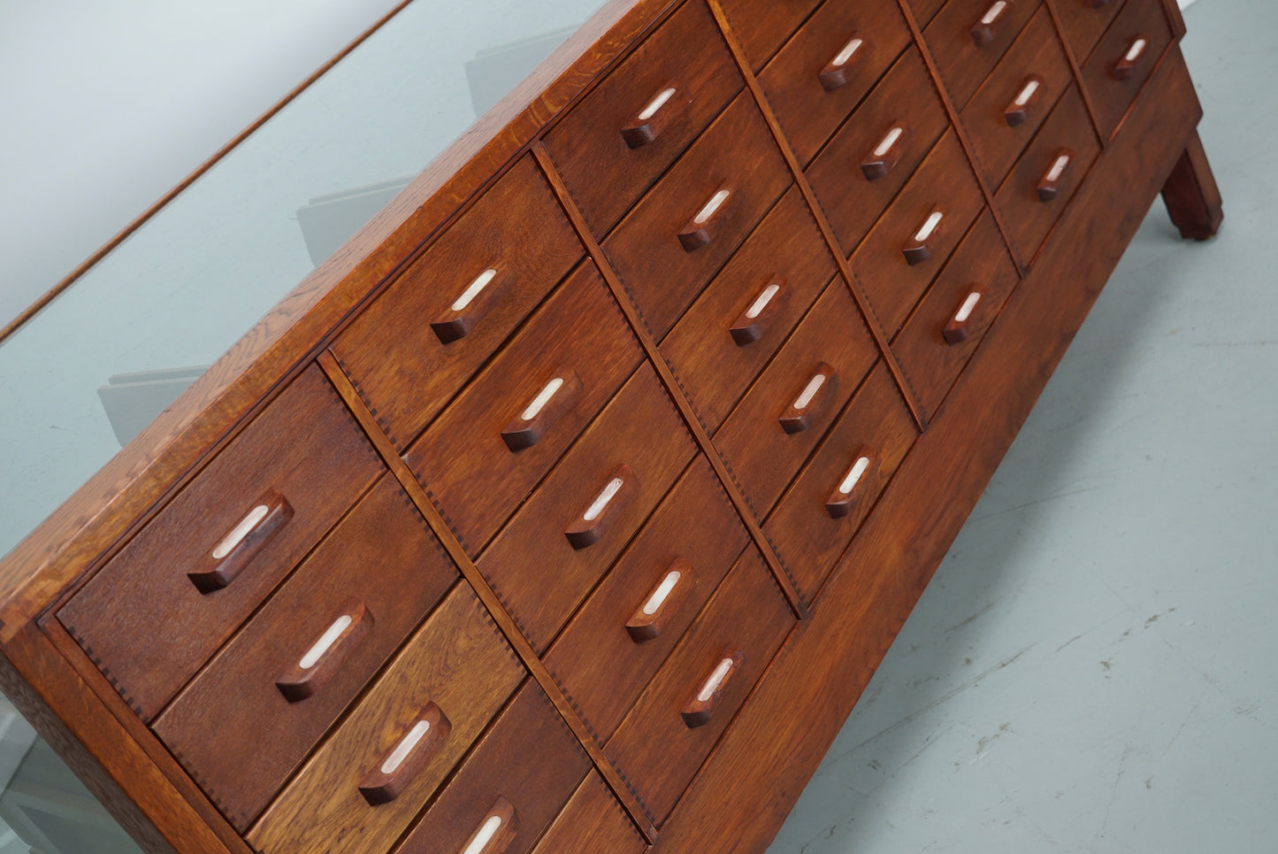 Antique English Oak & Glass Shop Counter Cabinet / Vitrine, circa 1920-1930s