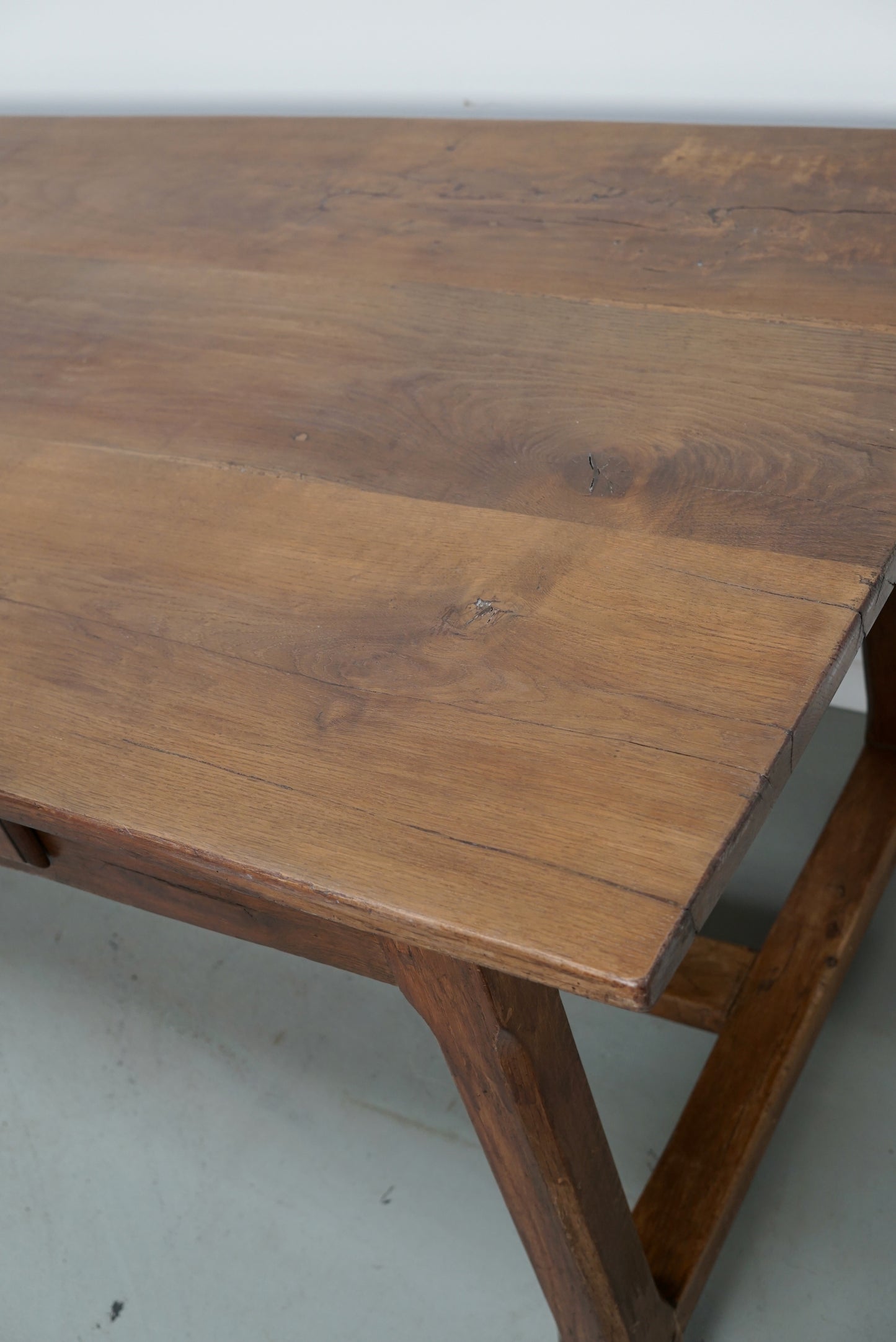 Early 20th Century French Rustic Oak & Elm Farmhouse Dining Table