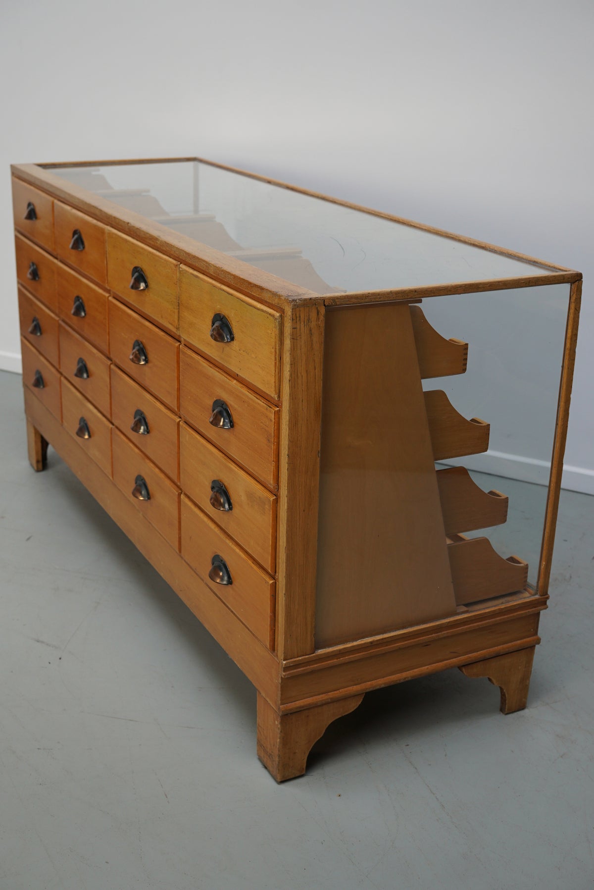 Antique English Beech Glass Shop Counter Cabinet / Vitrine, circa 1920-1930s