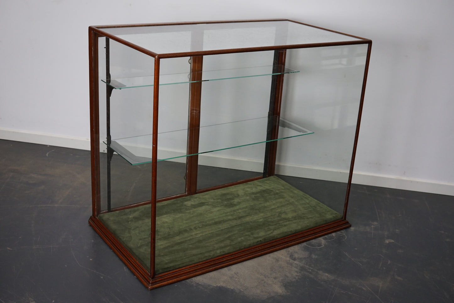 Victorian Mahogany Shop Display Cabinet / Counter or Vitrine, Late 19th Century