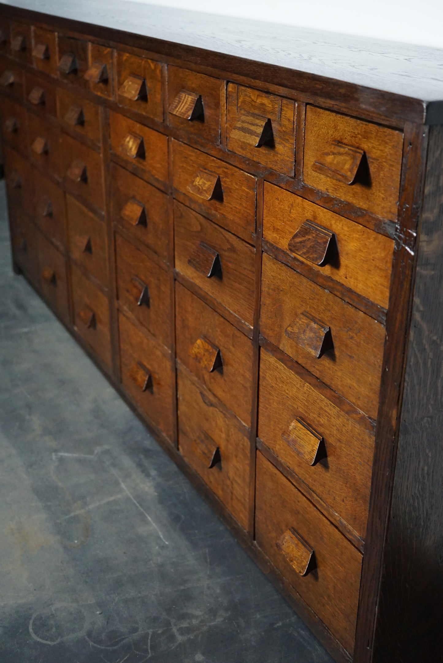 German Industrial Oak Apothecary Cabinet / Bank of Drawers, 1930s